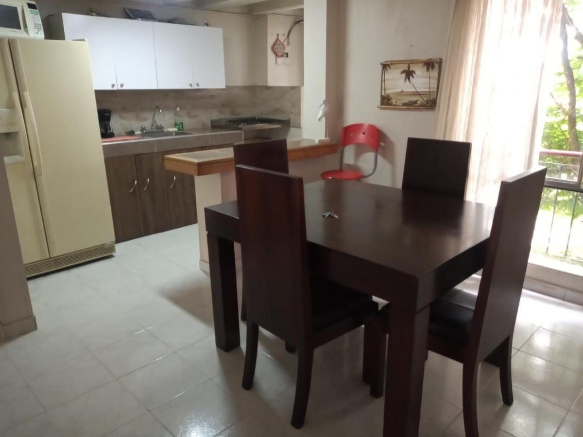 Apartamento 201 Amplio Y Comodo Medellin 90 Mts Екстериор снимка